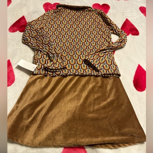 NWT Beautees
Girls 7-16 2-Piece Skirt Set - Picture 5 of 14